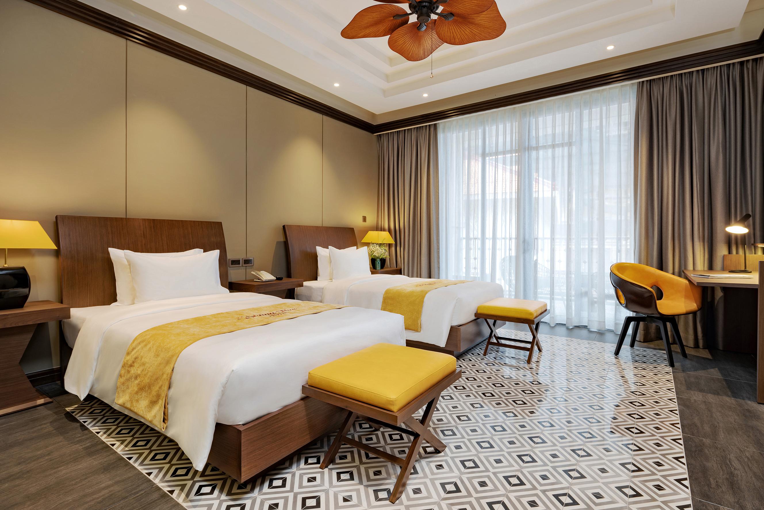 Senna Hue Hotel Eksteriør bilde Deluxe Room