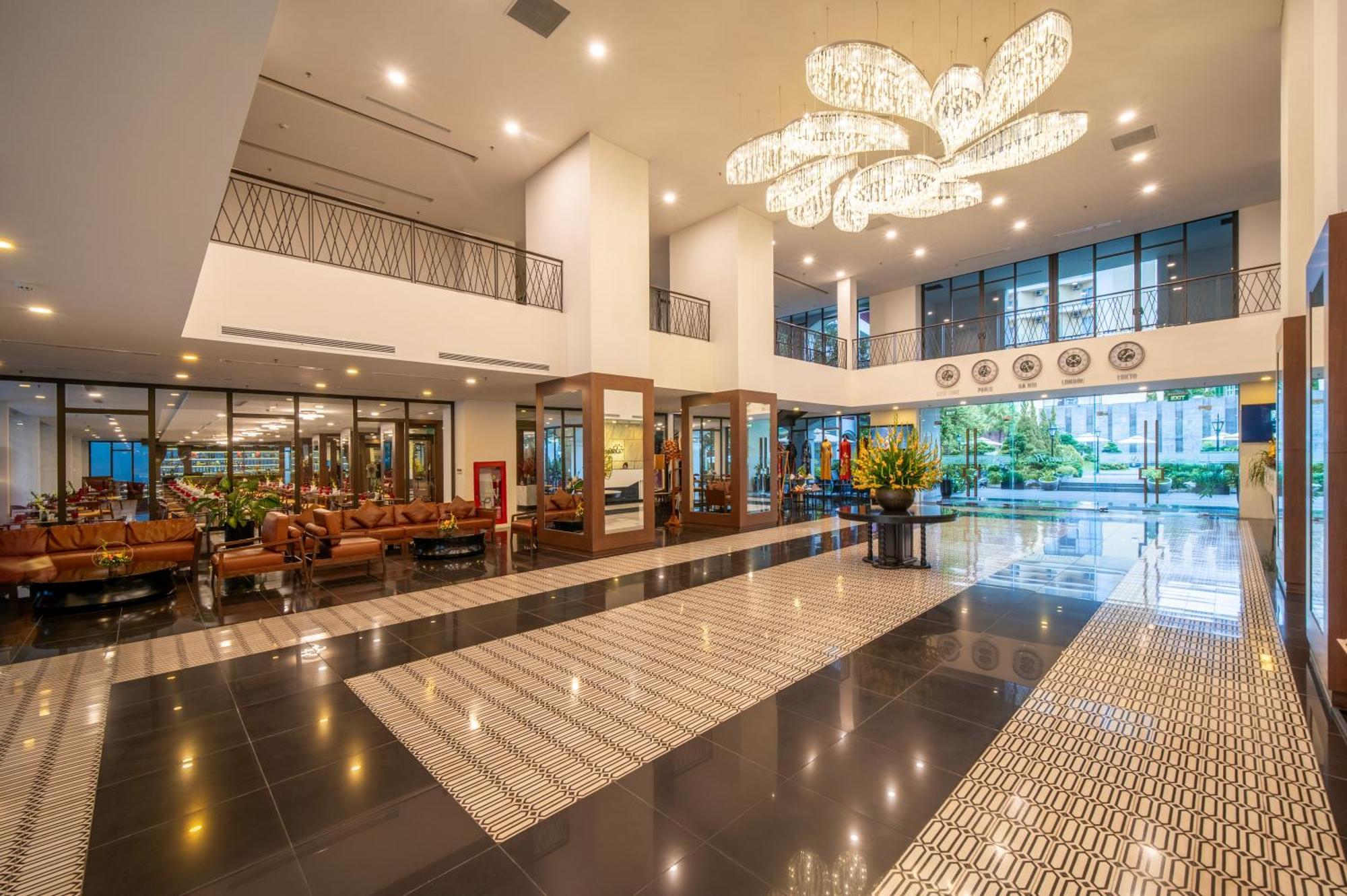 Senna Hue Hotel Eksteriør bilde Lobby