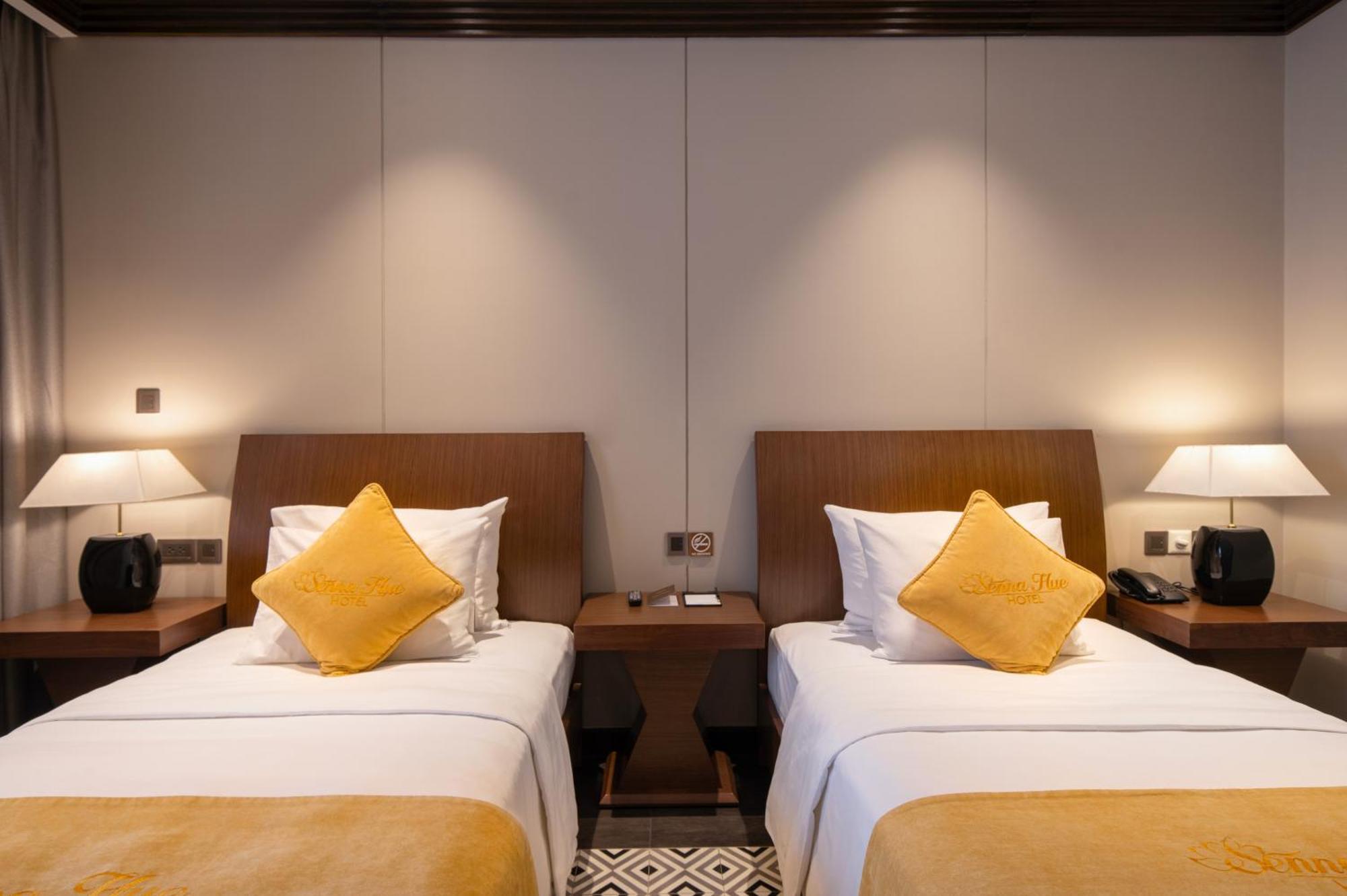 Senna Hue Hotel Eksteriør bilde Deluxe Twin Room