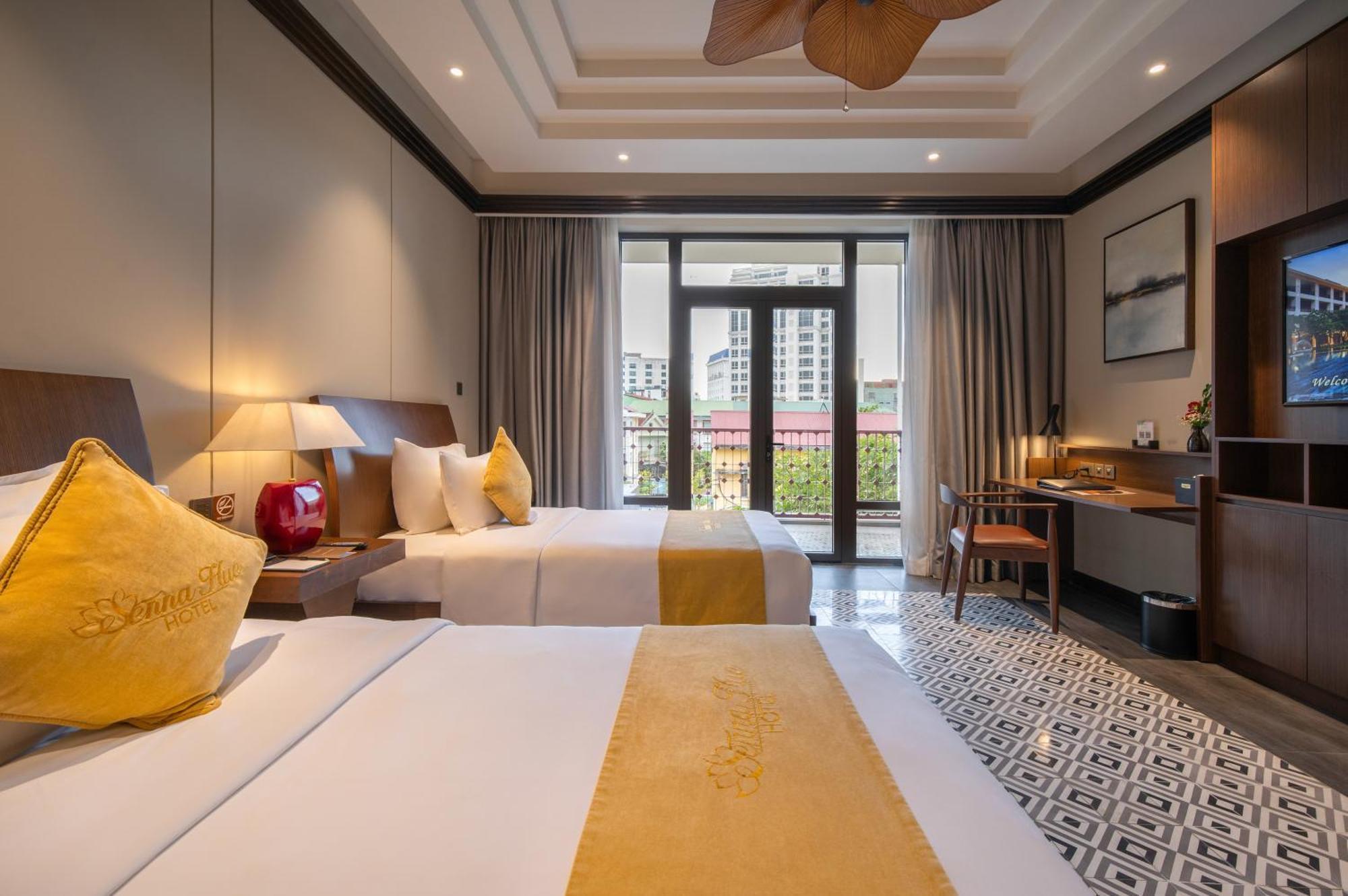 Senna Hue Hotel Eksteriør bilde Deluxe Room